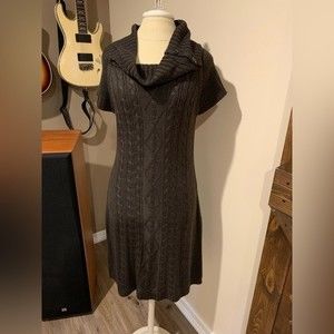 Calvin Klein sweater dress size large Brown cable knit design Warm & comfortable